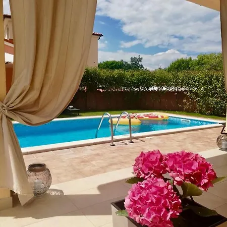 Vikendica Holiday Matis Sarici (Istria)
